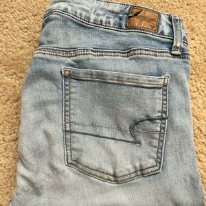 American Eagle Vintage Light Wash Jeans
